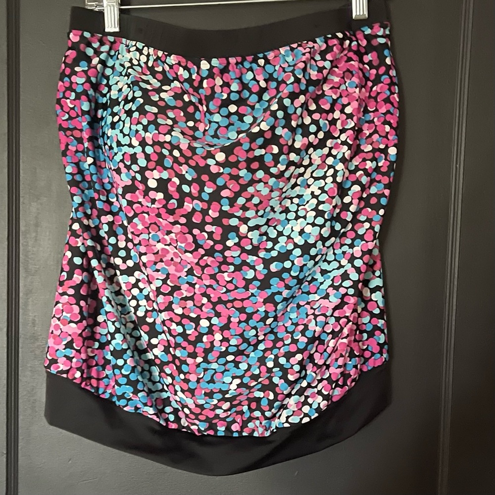 Strapless swim top